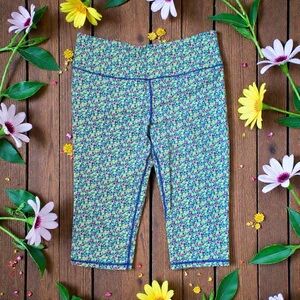 Knockout By Victory Secret Sport Cropped Floral Leggings